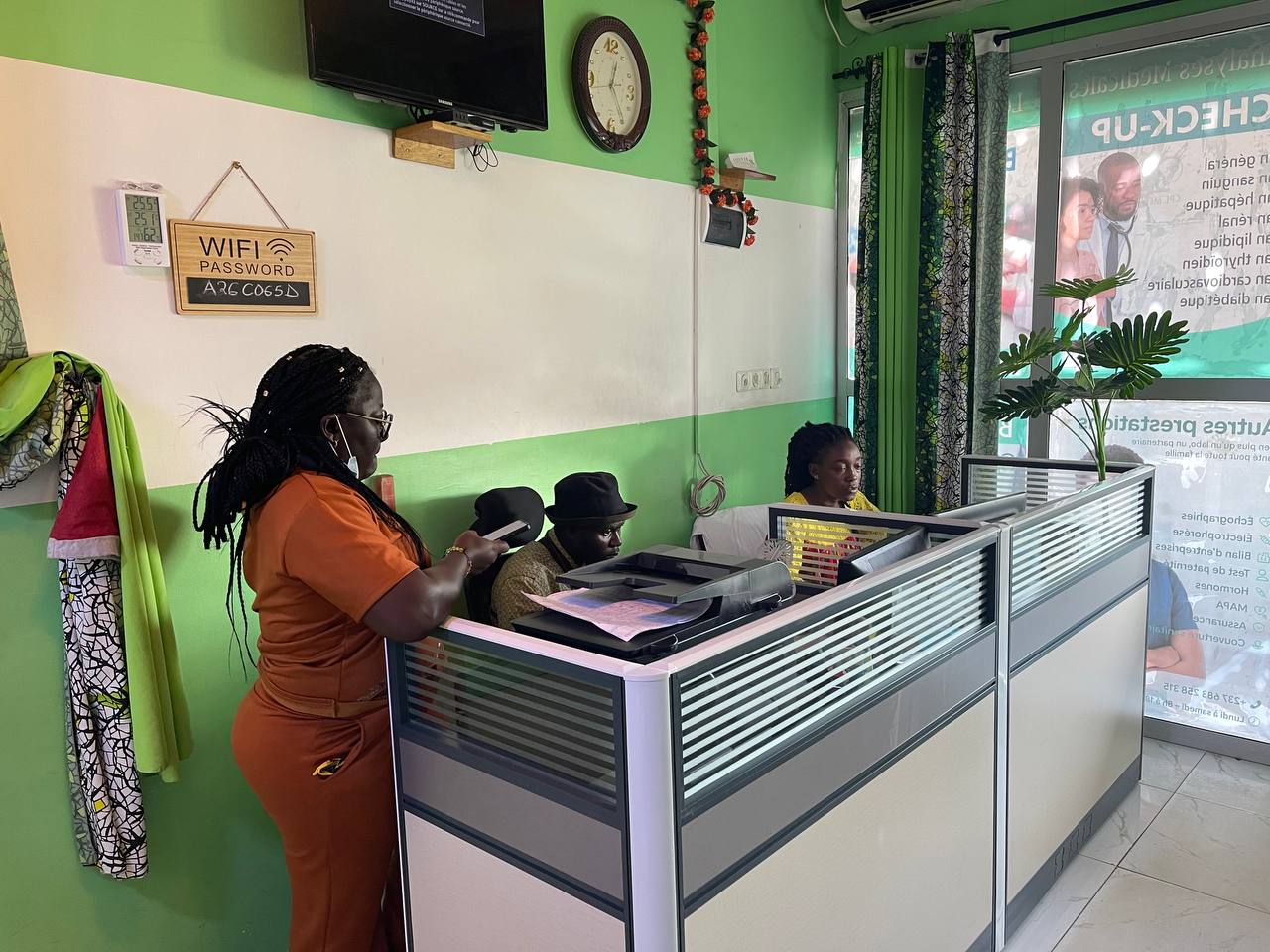 Bilan de santé préventif au Laboratoire Le Clair de la Plume Douala